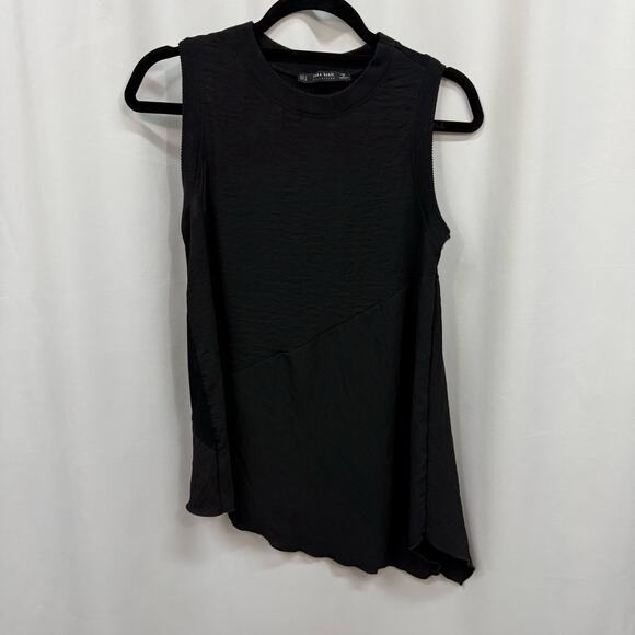 Zara Basics Collection Black Crew Neck Asymmetrical Scallop Hem Black Top S - Picture 1 of 5